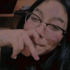 Meet your Posher, Abigail